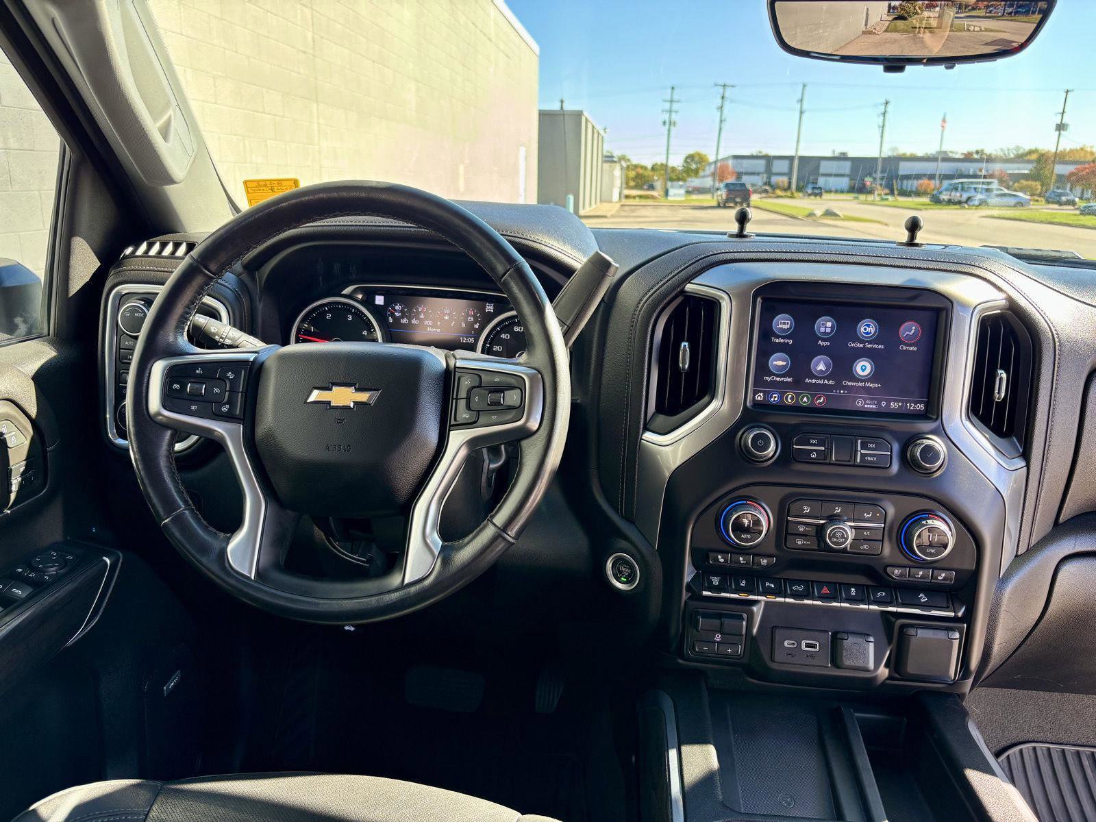 Used 2022 Chevrolet Silverado 3500 LTZ w/ LTZ Premium Texas Edition image 3