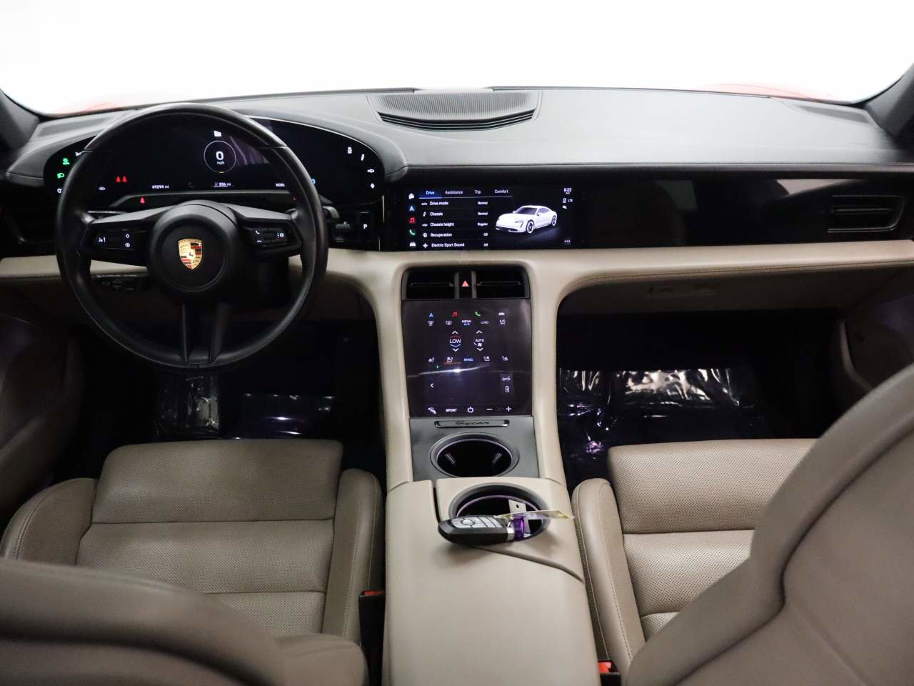 Used 2020 Porsche Taycan 4S image 16