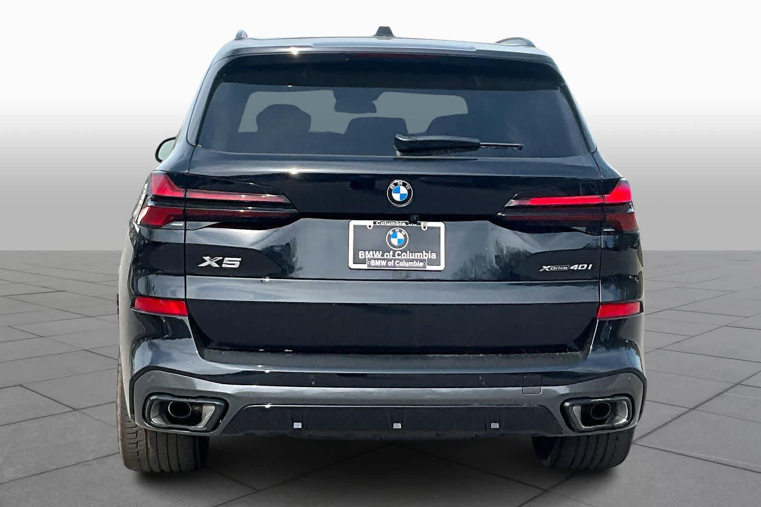 New 2026 BMW X5 xDrive40i w/ M Sport Package AWD/4WD image 4
