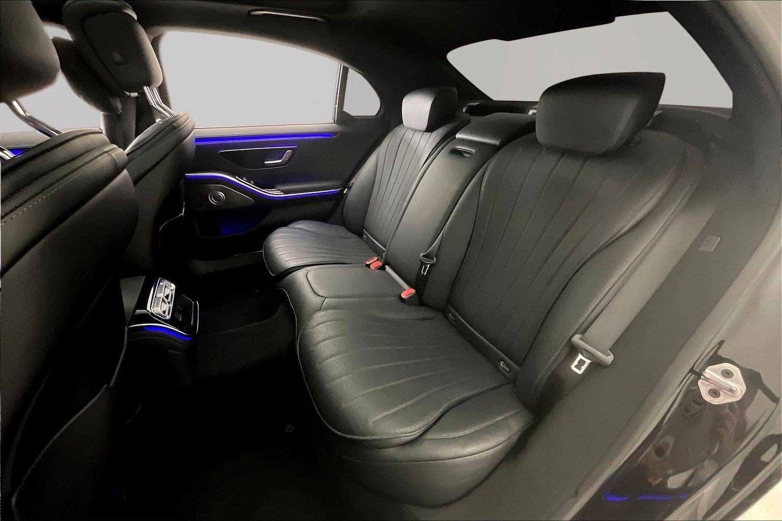 Certified 2023 Mercedes-Benz S 500 4MATIC w/ AMG Line image 22