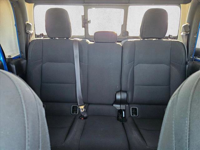 Used 2023 Jeep Gladiator Sport image 17