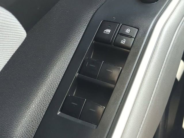 Certified 2024 Toyota Highlander LE image 22