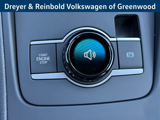 New 2026 Volkswagen Tiguan SE R-Line image 20