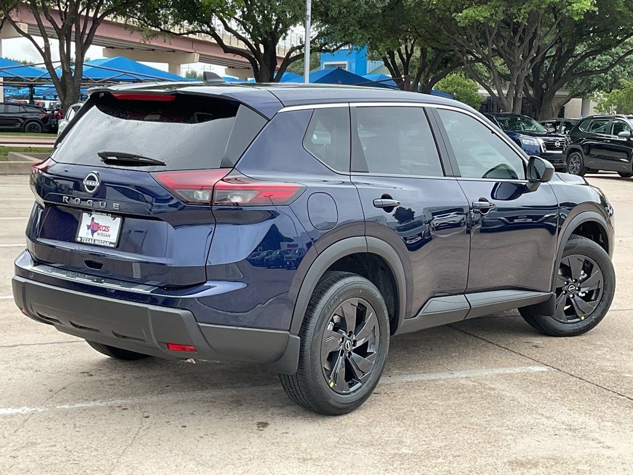New 2026 Nissan Rogue SV w/ Cold Weather Package FWD image 5