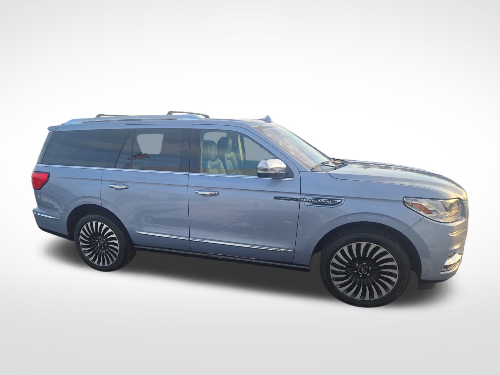 Used 2019 Lincoln Navigator Black Label w/ Cargo Package image 5
