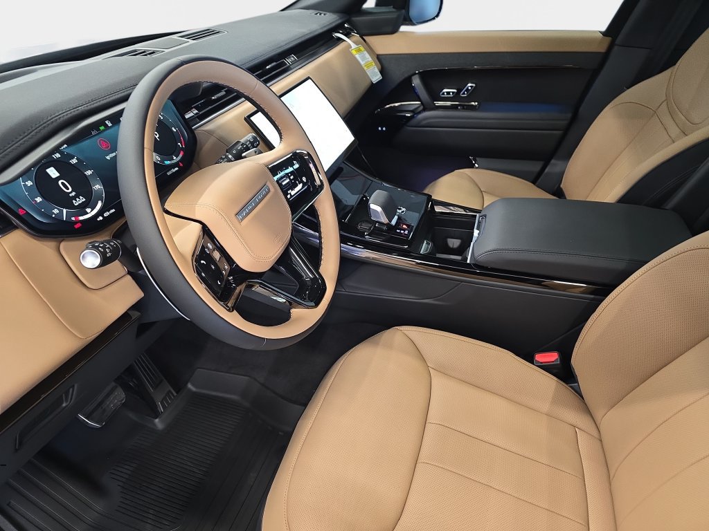 New 2027 Land Rover Range Rover Sport Dynamic SE AWD/4WD image 13