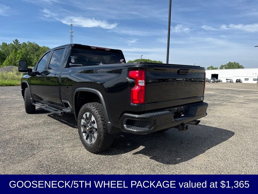 Used 2021 Chevrolet Silverado 2500 Custom w/ Custom Value Package AWD/4WD image 4
