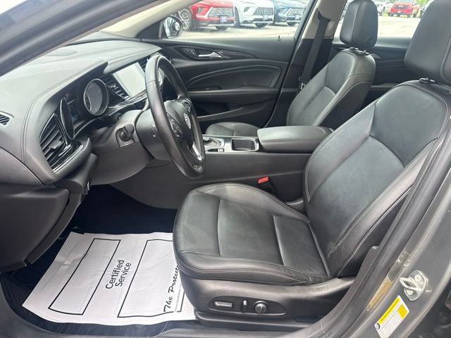 Certified 2018 Buick Regal Essence w/ Sights and Sounds Package AWD/4WD image 14