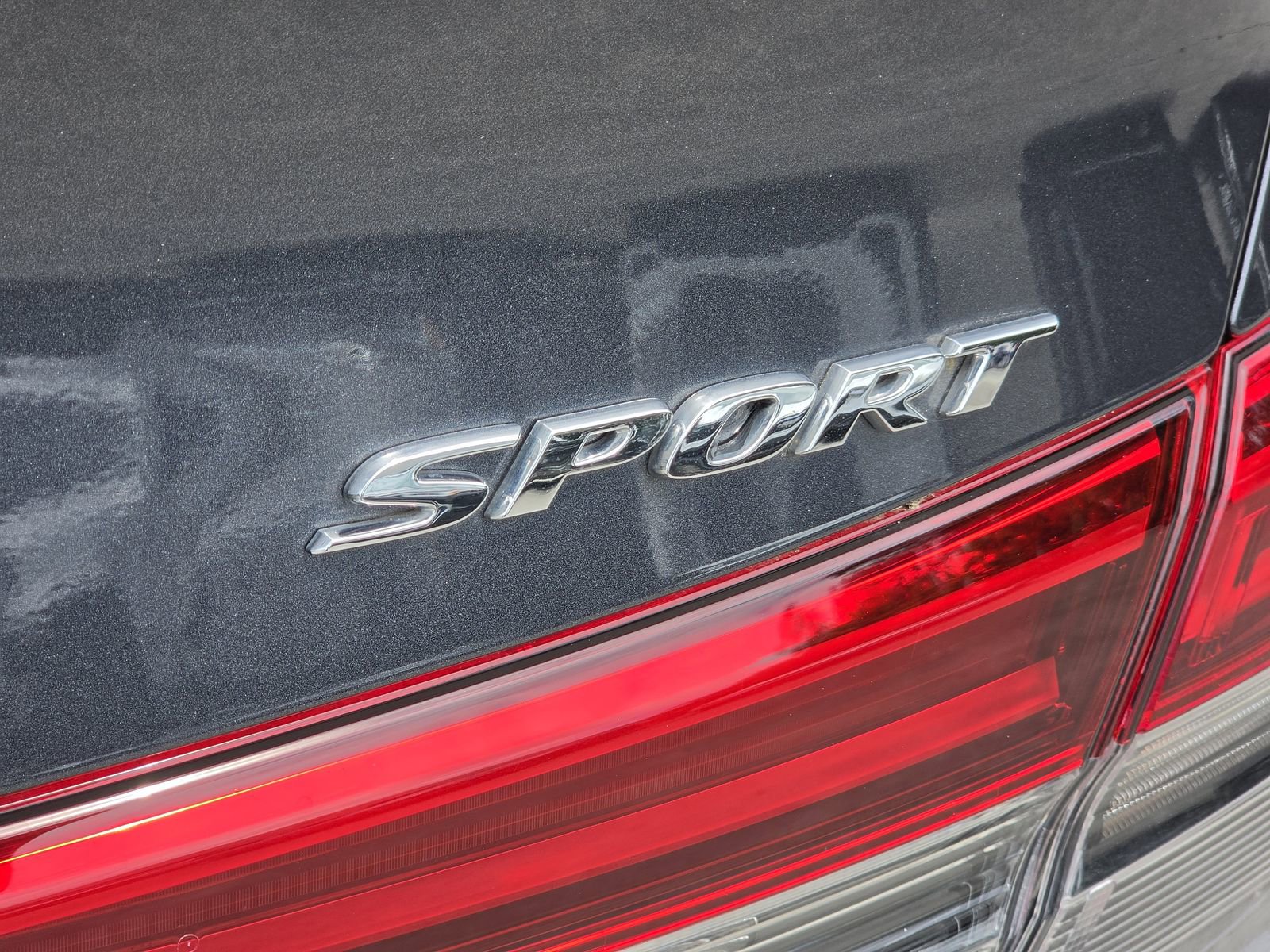 Used 2023 Honda Civic Sport image 9