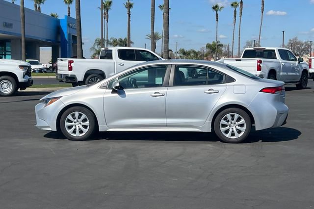 Used 2023 Toyota Corolla LE image 7