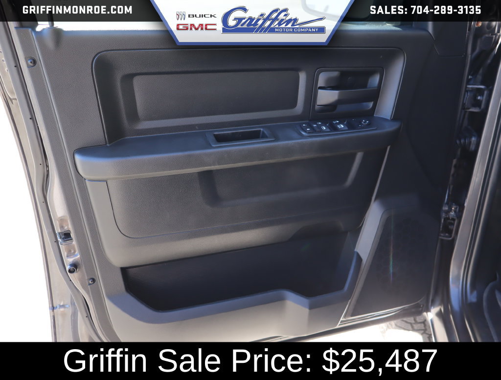 Used 2018 RAM 2500 Tradesman w/ Chrome Appearance Group AWD/4WD image 16