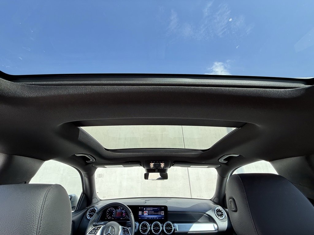 Used 2024 Mercedes-Benz GLB 250 image 7