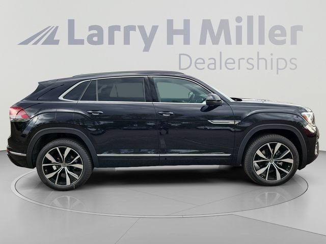 New 2026 Volkswagen Atlas Cross Sport SEL Premium R-Line AWD/4WD image 6