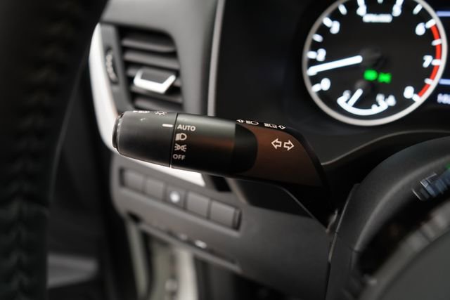 Used 2023 Nissan Rogue SV w/ SV Premium B Package image 19