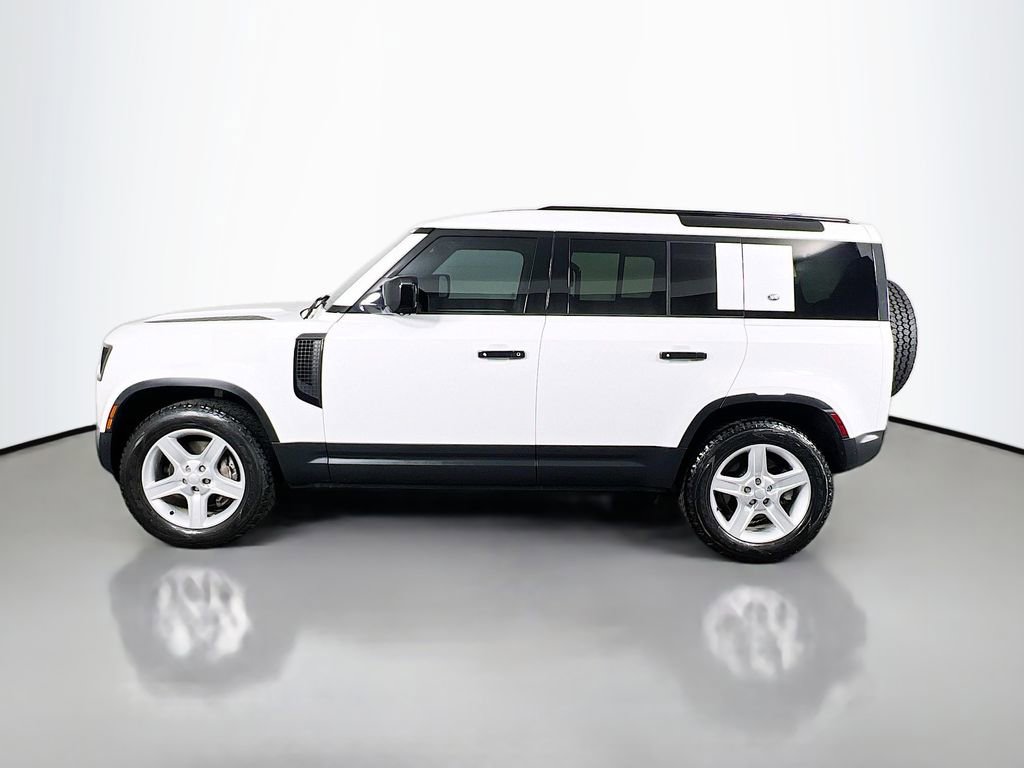 Used 2023 Land Rover Defender 110 SE image 8