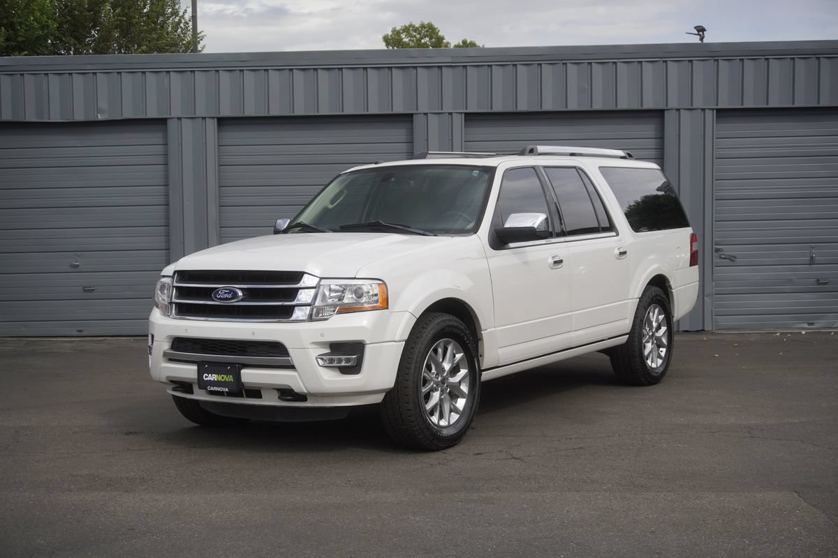 Used 2017 Ford Expedition EL Limited w/ Equipment Group 301A AWD/4WD image 2