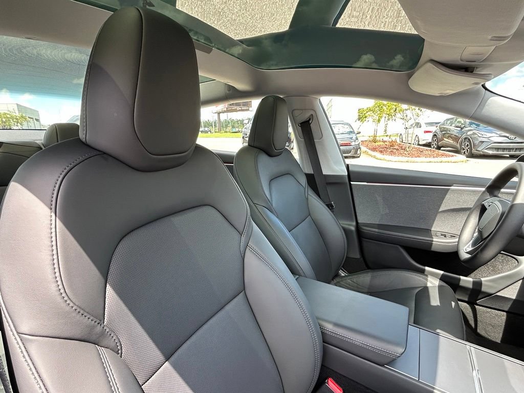Used 2026 Tesla Model 3 RWD image 37