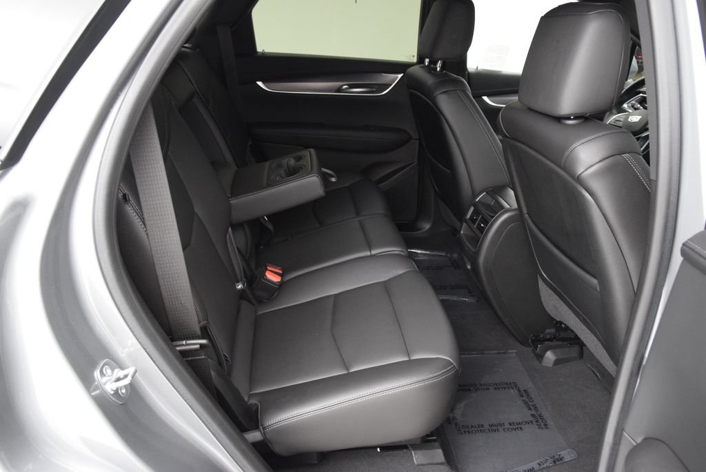 Used 2025 Cadillac XT5 Luxury FWD image 17