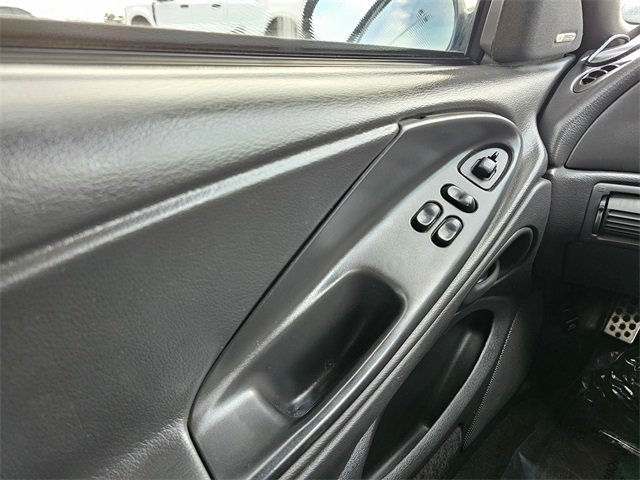 Used 2001 Ford Mustang GT image 27