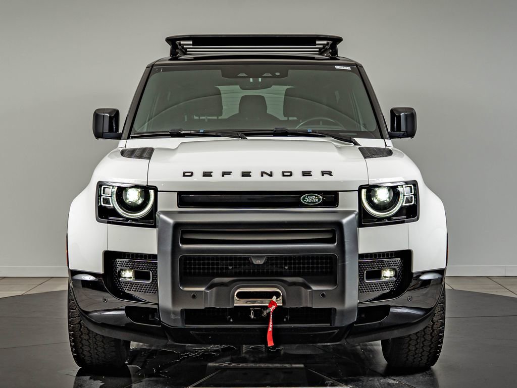 Used 2023 Land Rover Defender 90 X-Dynamic SE AWD/4WD image 2