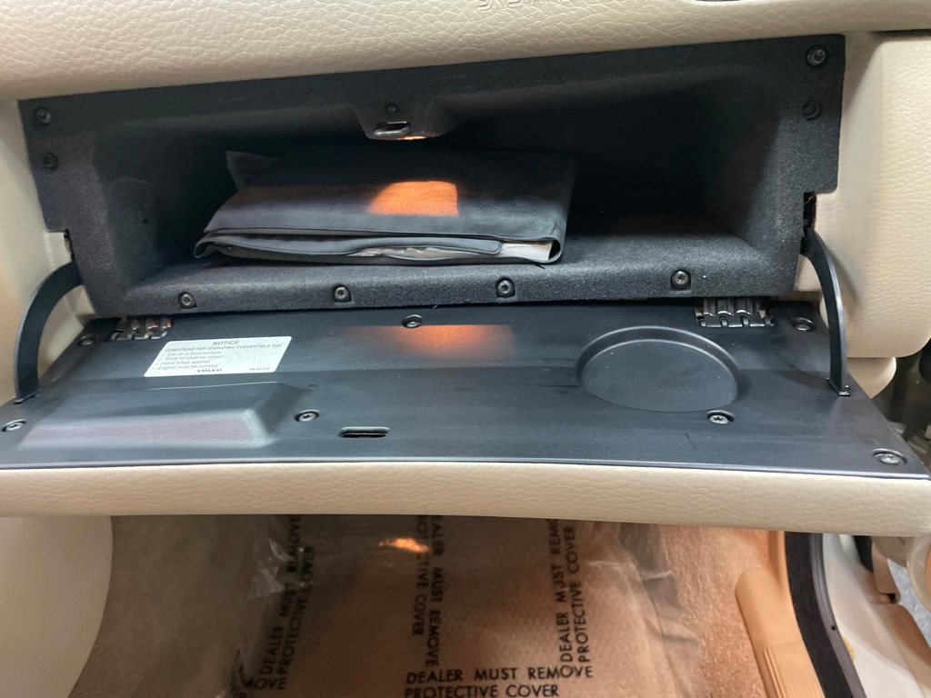 Used 2004 Volvo C70 HT image 35