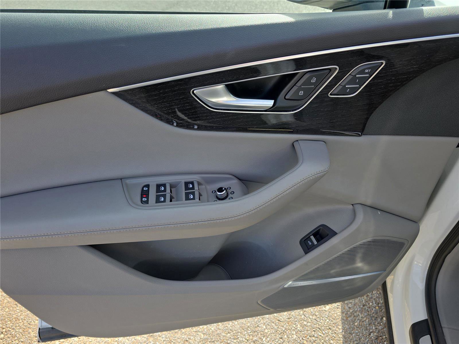 Used 2024 Audi Q7 3.0T Premium Plus image 16