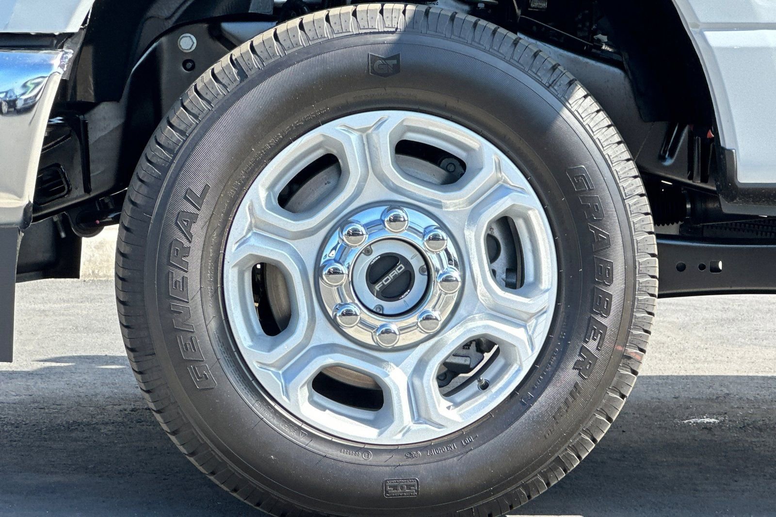 New 2026 Ford F350 XLT image 22