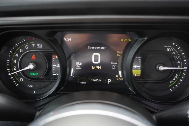 Used 2025 Jeep Wrangler Unlimited Sahara w/ Safety Group image 31