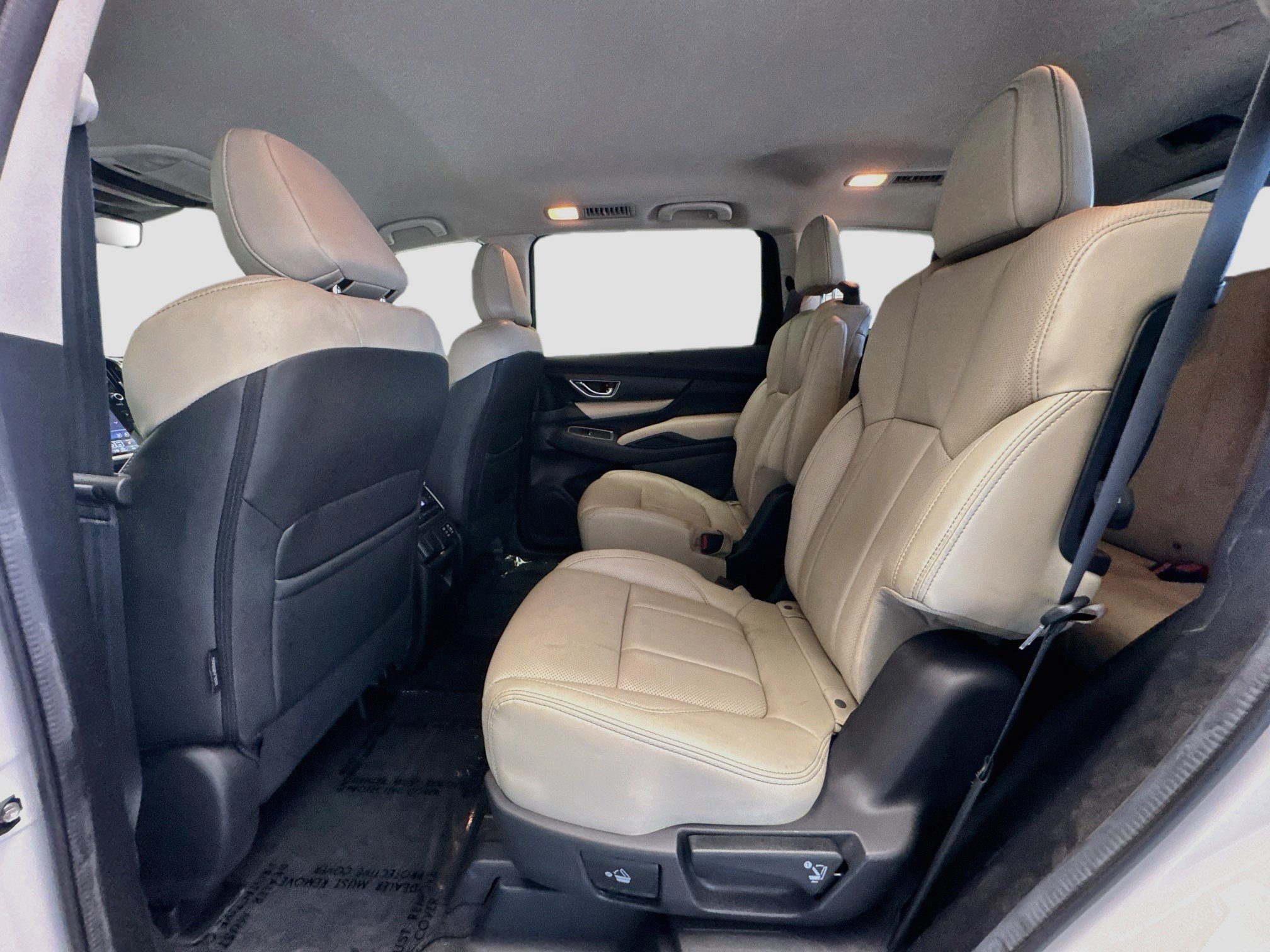 Used 2024 Subaru Ascent Limited AWD/4WD image 15