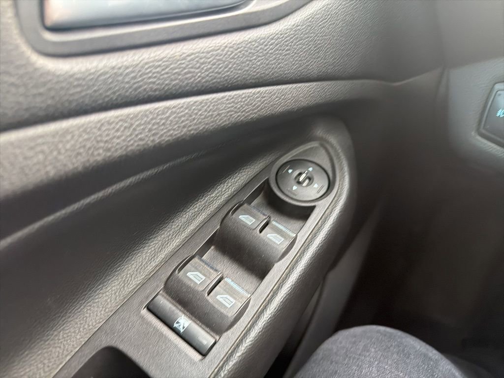 Used 2013 Ford C-MAX SEL image 19