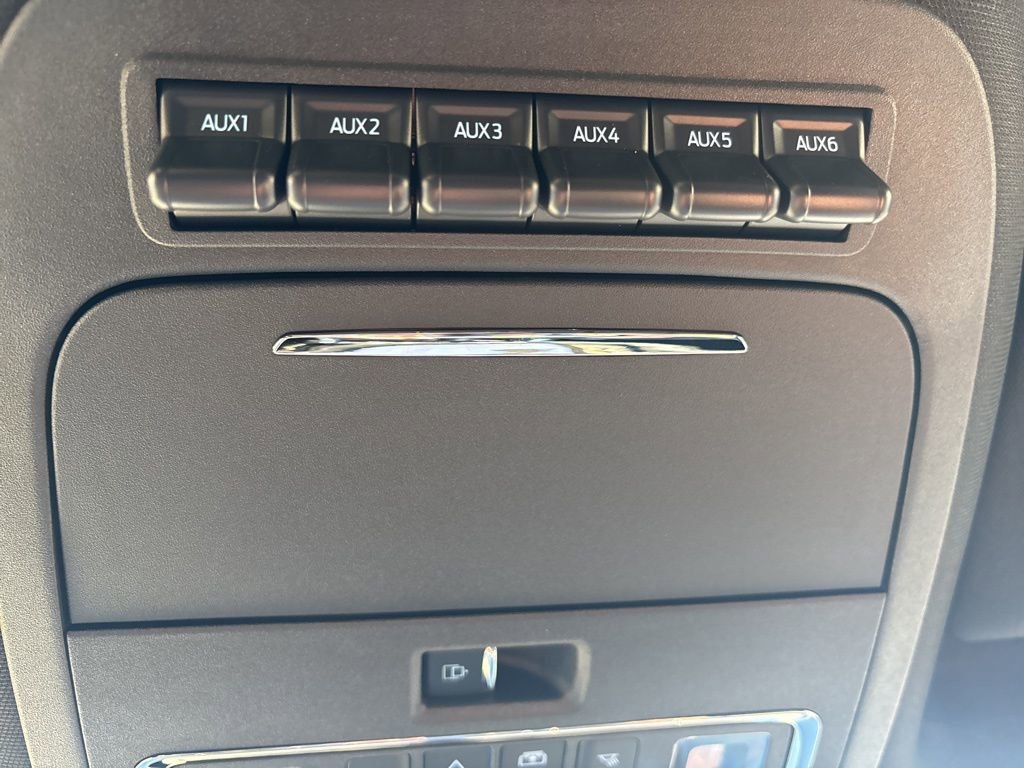 Used 2025 Ford F150 Raptor image 30