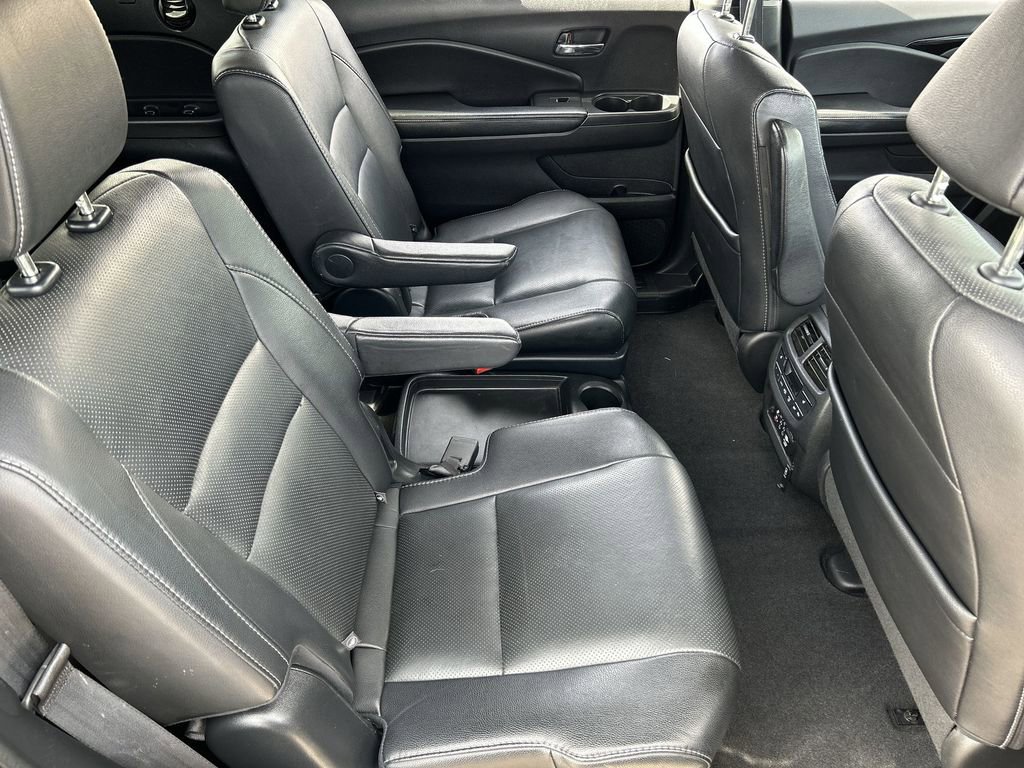 Used 2017 Honda Pilot Elite image 28