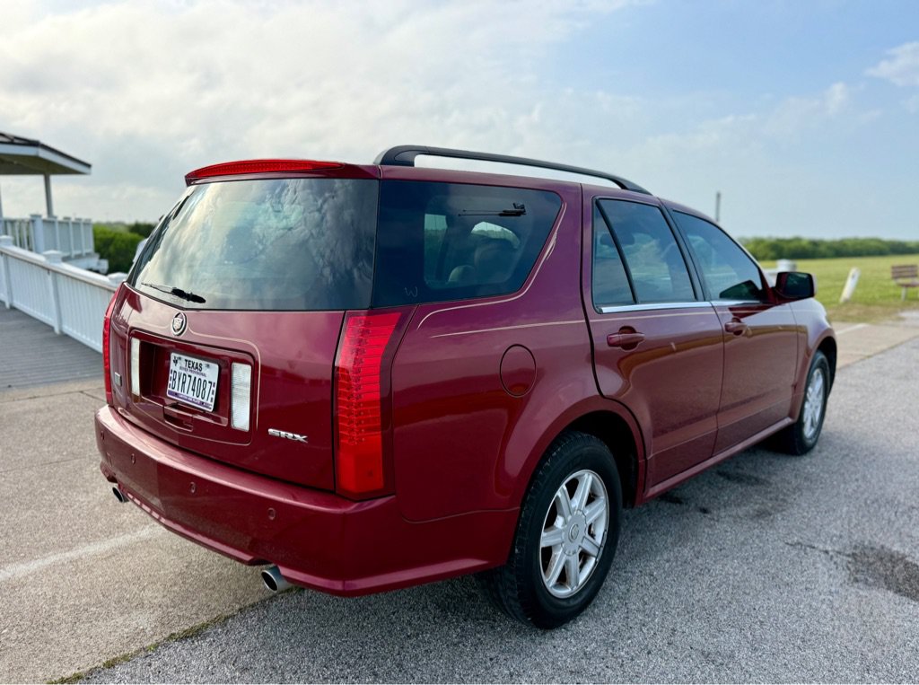 Used 2004 Cadillac SRX w/ Preferred Equipment Group RWD image 5