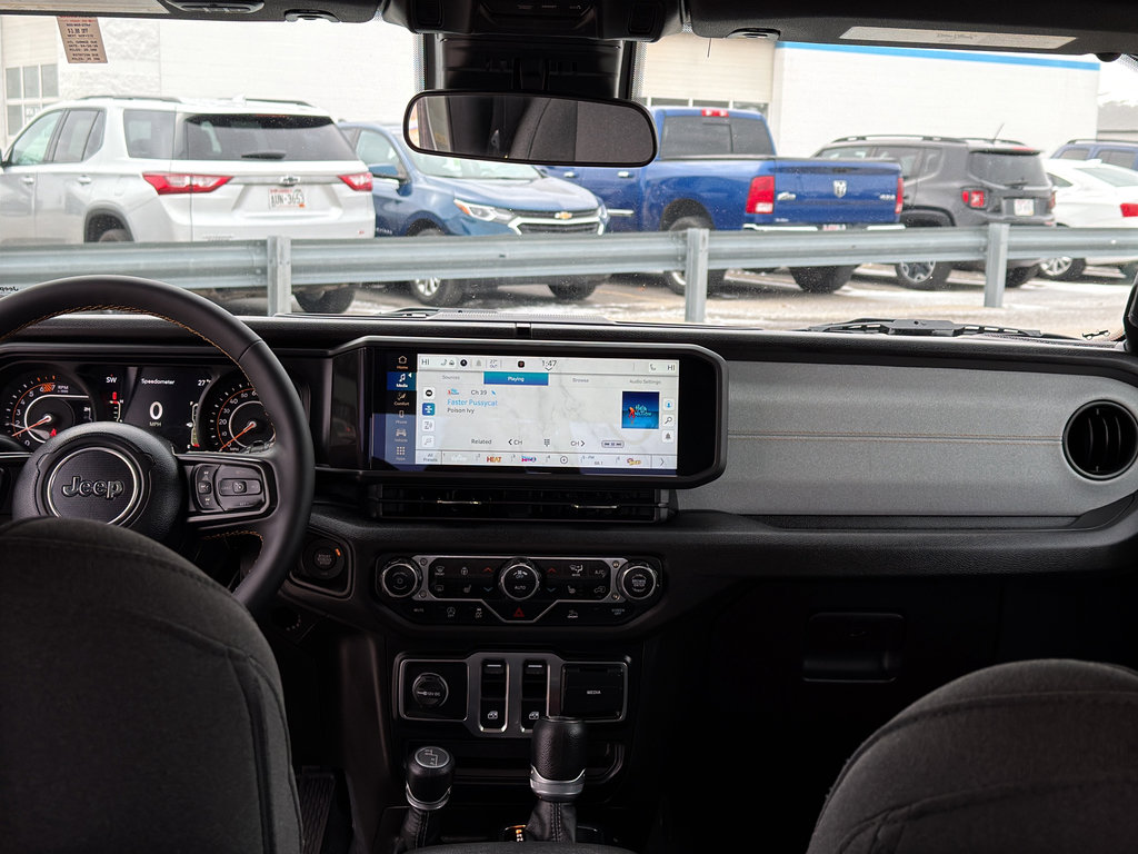 Used 2024 Jeep Wrangler Sport image 31