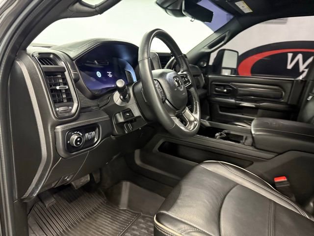 Used 2024 RAM 3500 Limited AWD/4WD image 12