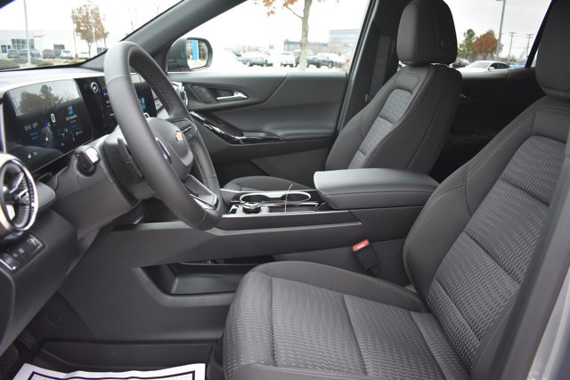 New 2026 Chevrolet Equinox LT image 13
