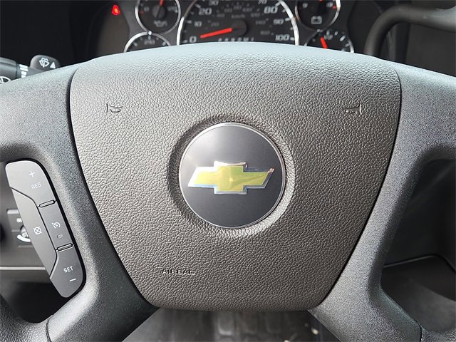 New 2025 Chevrolet Express 2500 Work Van w/ Driver Convenience Package image 12