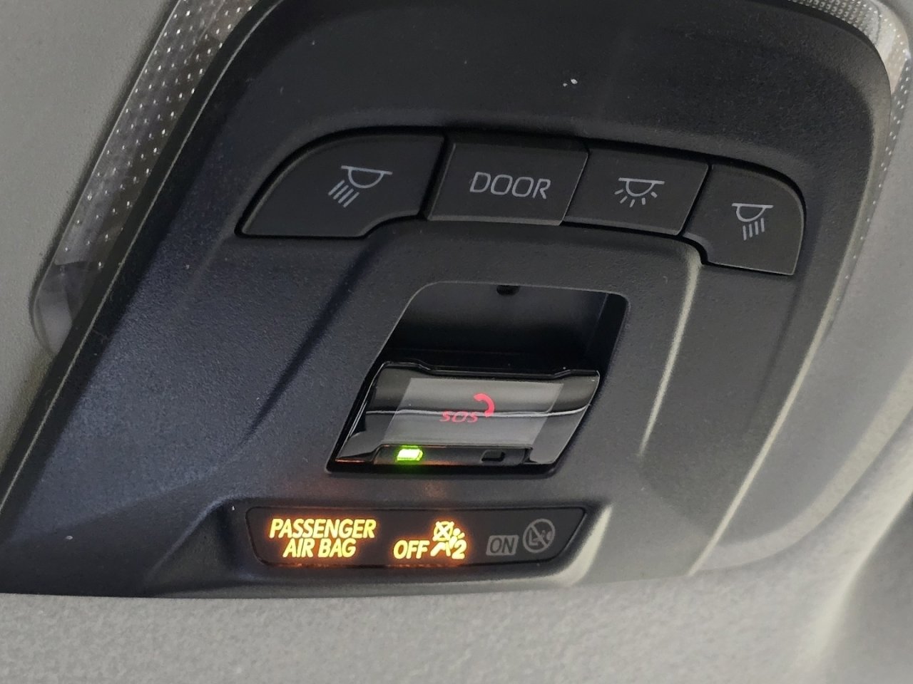 New 2026 Toyota Corolla Cross L image 30