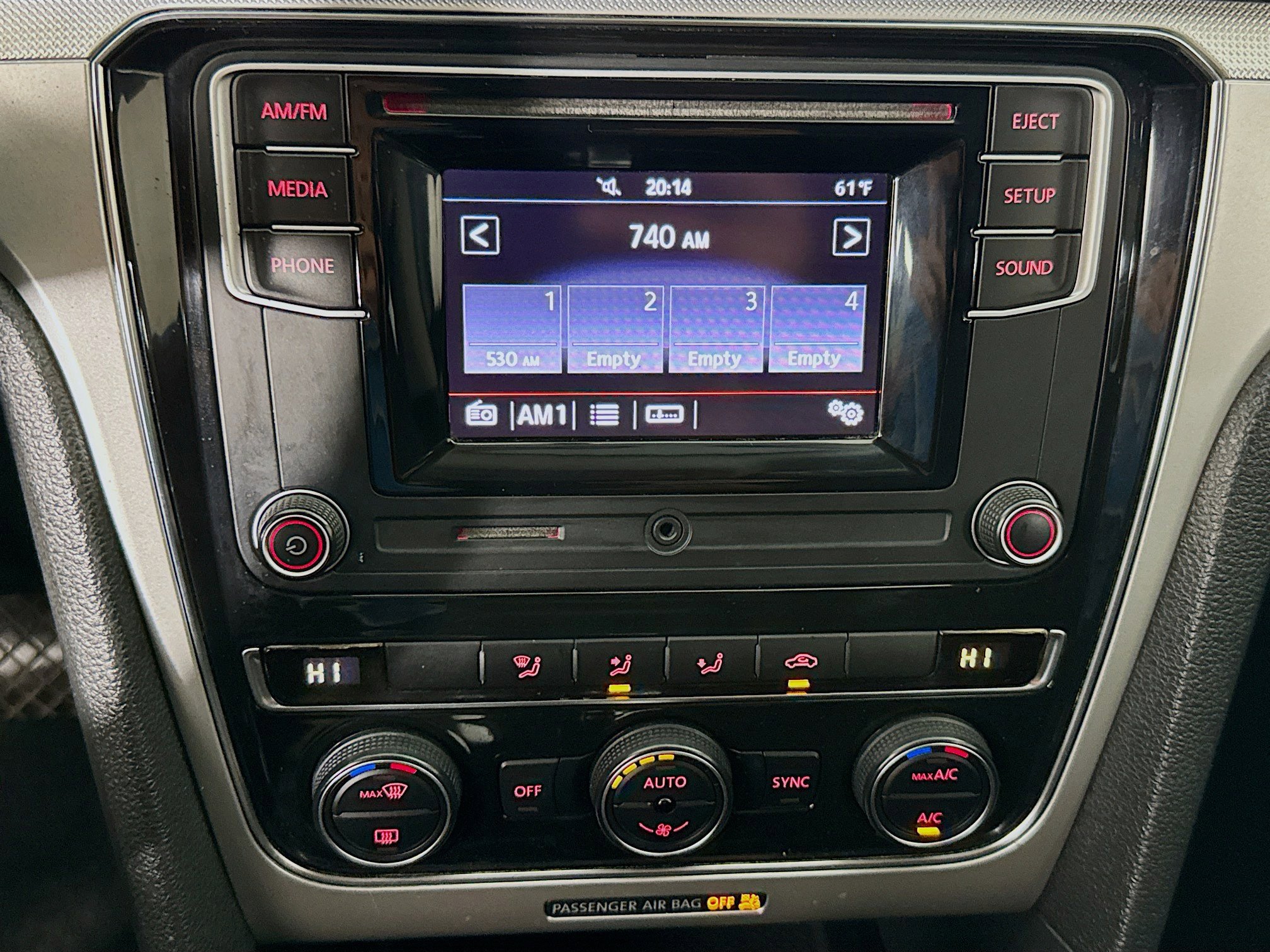 Used 2016 Volkswagen Passat 1.8T S image 17