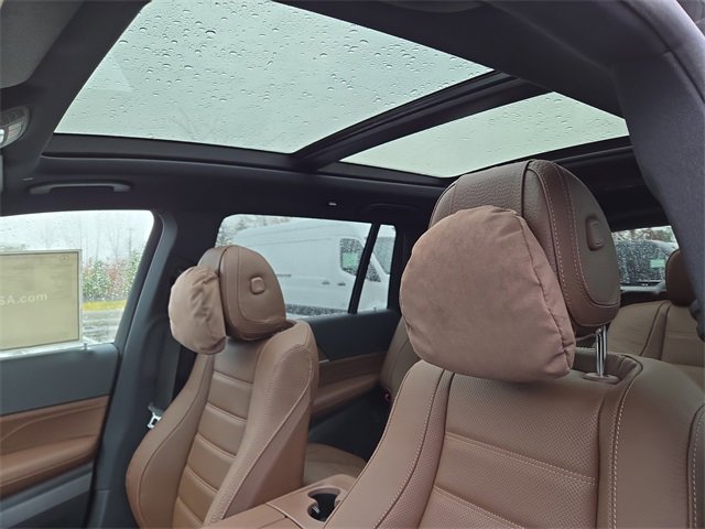 New 2026 Mercedes-Benz GLS 580 4MATIC image 29