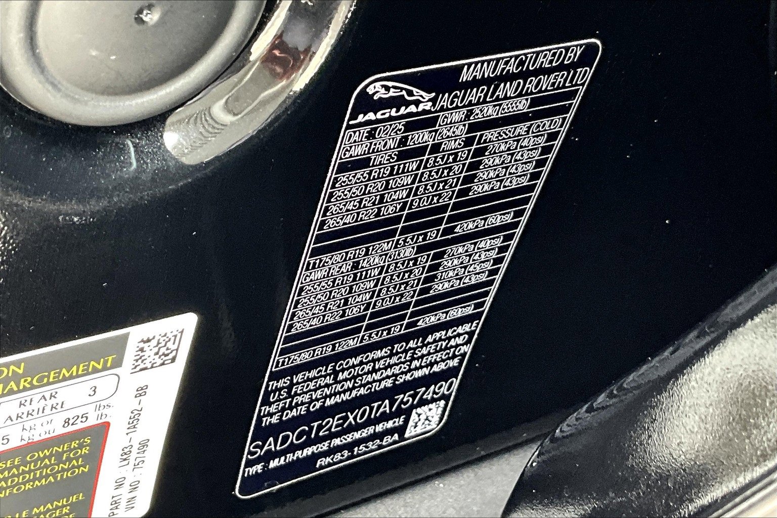 New 2026 Jaguar F-PACE R-Dynamic S image 13