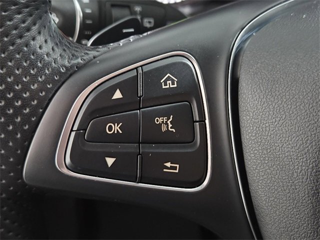 Used 2019 Mercedes-Benz GLC 350e 4MATIC image 22