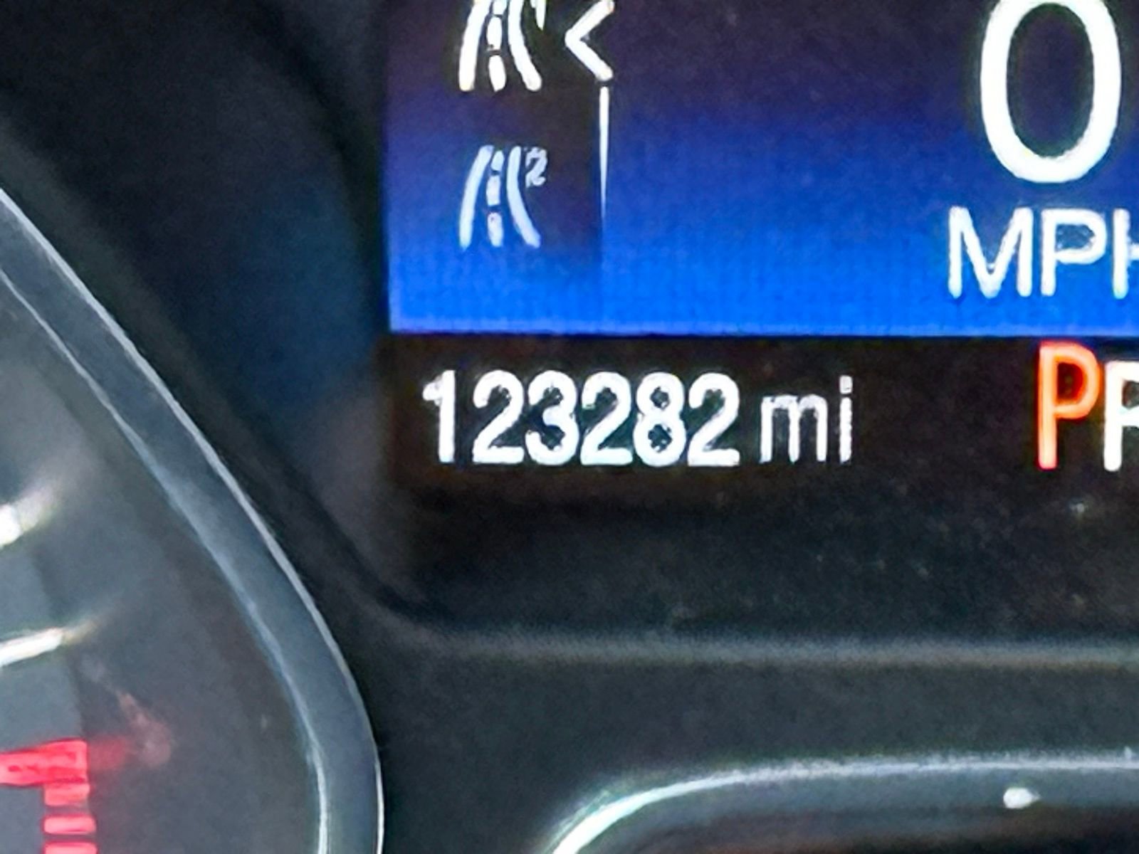 Used 2019 Ford Escape SEL image 30