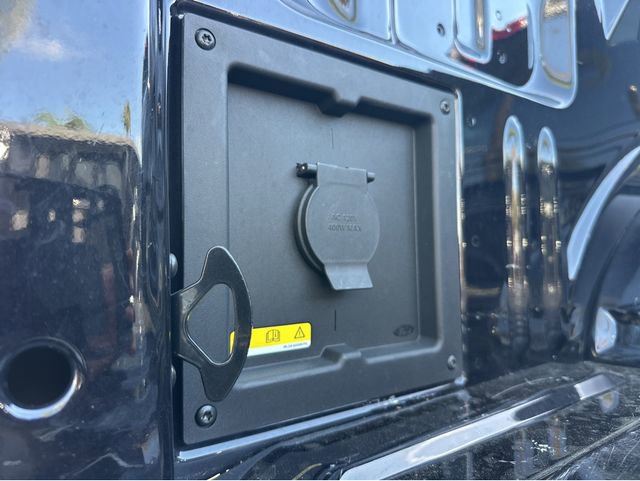 Used 2025 Ford F150 STX w/ Equipment Group 200A RWD image 20