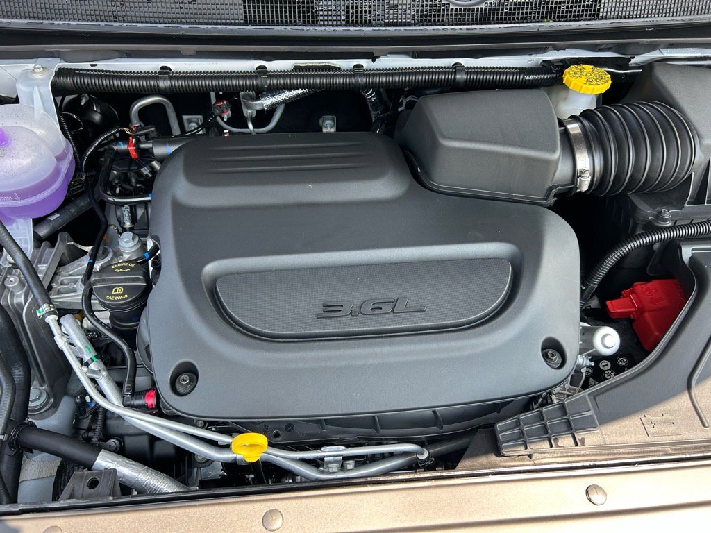 New 2025 Chrysler Voyager LX image 44