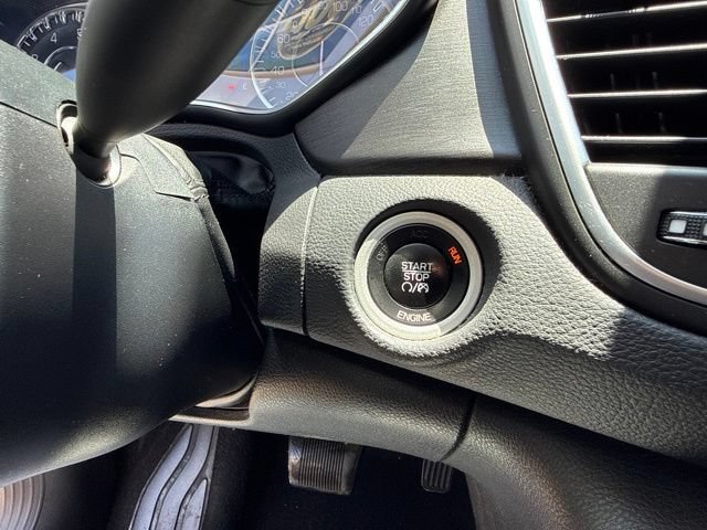 Used 2015 Chrysler 200 Limited FWD image 15