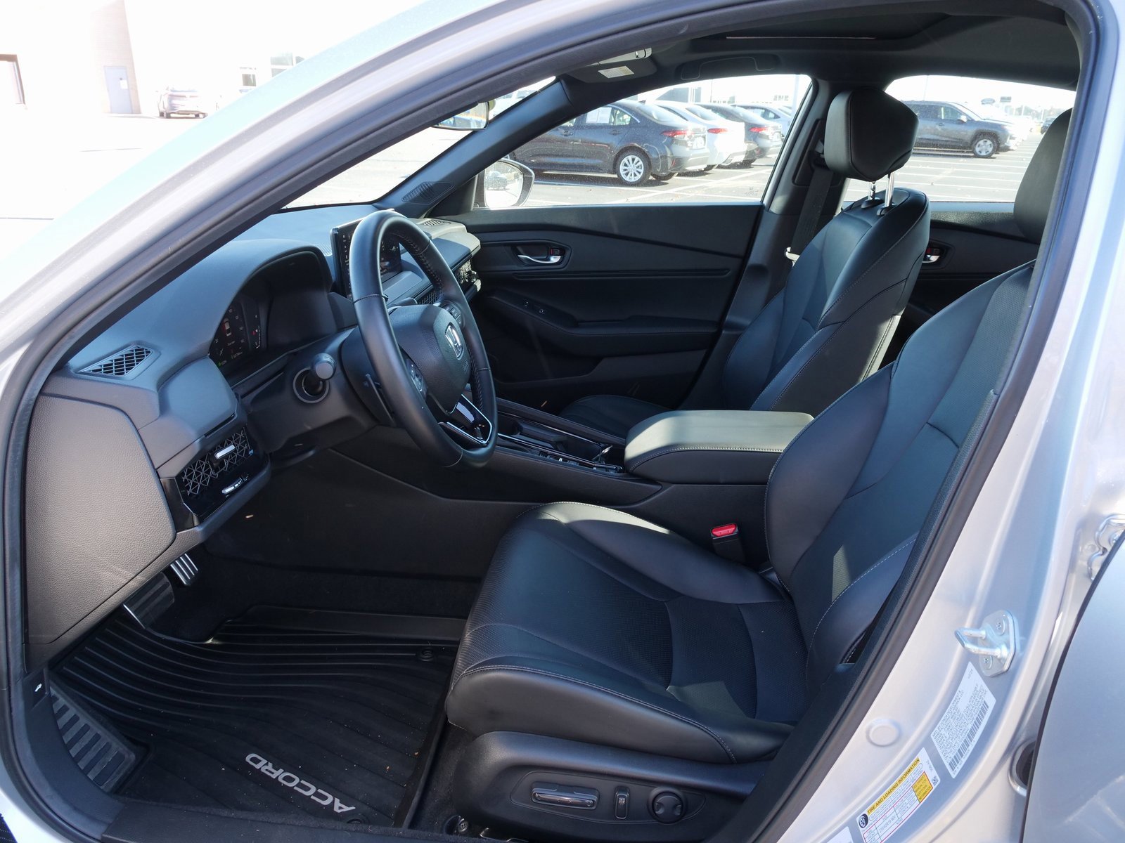 Used 2025 Honda Accord Sport image 17