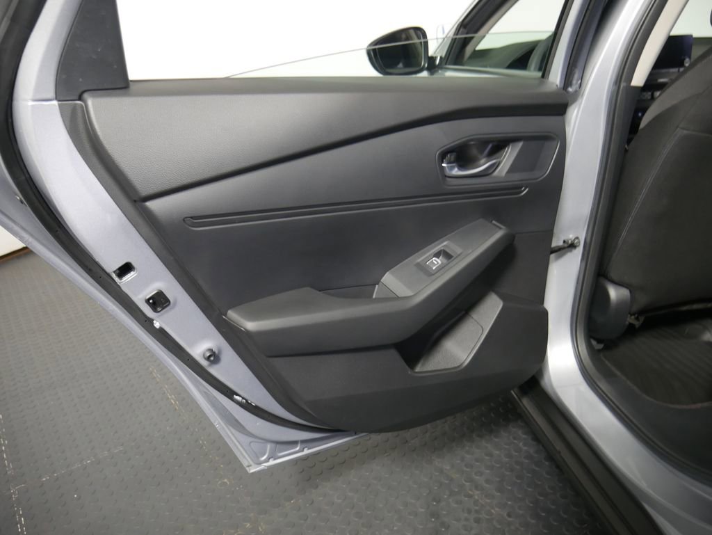 Used 2023 Honda Accord LX image 12