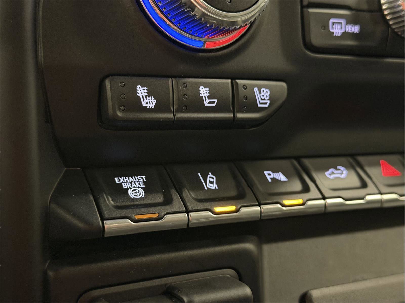 Certified 2021 GMC Sierra 3500 Denali w/ Denali Ultimate Package image 39