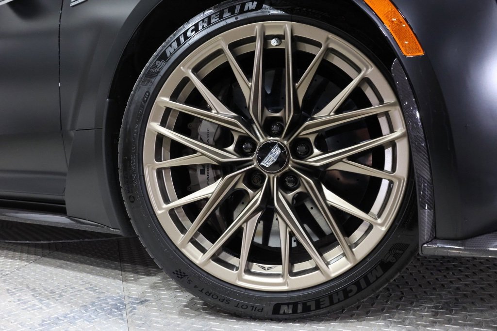 Used 2024 Cadillac CT5 V Blackwing w/ Carbon Fiber Package 2 image 8